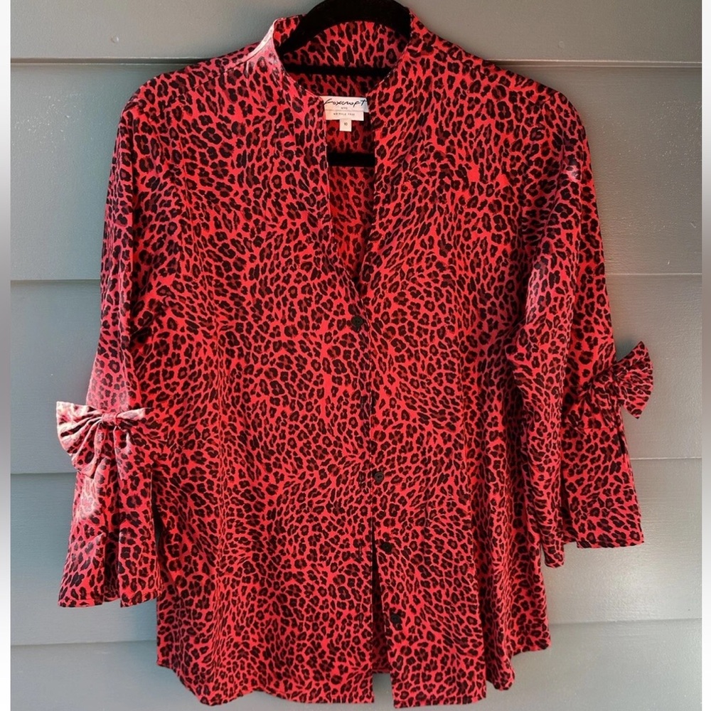 Foxcroft Sz 10 Button Front Bow Detail Red & Black Cheetah Leopard Print Blouse